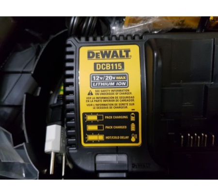 Устройство зарядное DEWALT 18.0 В, 2.0А/ч, Li-ion DCB115-QW, DCB115-QW Устройство зарядное DEWALT 18.0 В, 2.0А/ч, Li-ion DCB115-QW