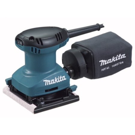  Makita 4557
