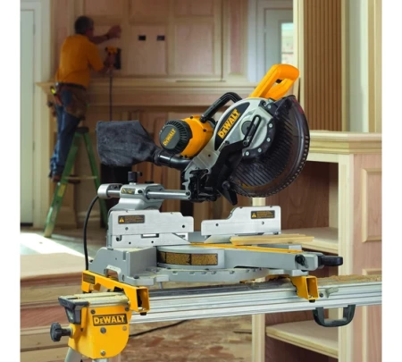  DEWALT DW 717 XPS-QS