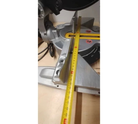 Пила торцовочная DEWALT DWS774-QS, DWS774-QS Пила торцовочная DEWALT DWS774-QS