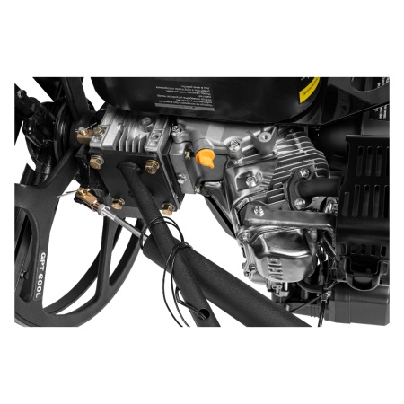���������� ������ �� ������ Elitech HD GPT 600L (6.5 �/�, Loncin G200F, 580 ��, 50 ��)