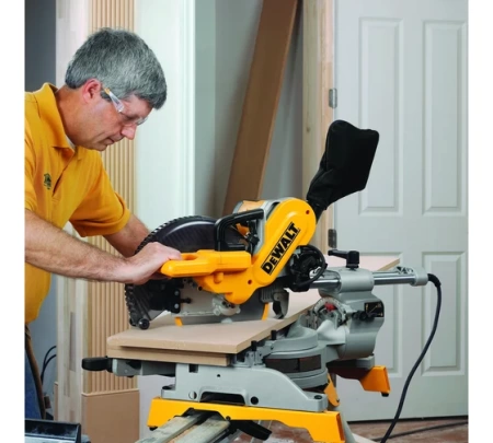   DEWALT DW 717 XPS-QS