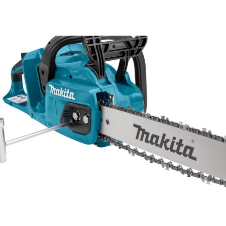    Makita DUC355Z