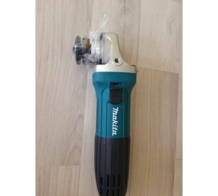  Makita GA5030