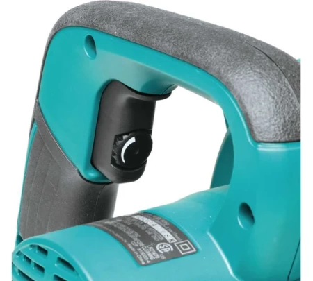 - Makita UB1103