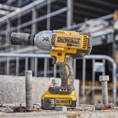    DEWALT DCF 897 N-XJ