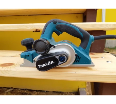 ������� Makita KP0810C