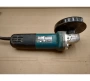    Makita 9558HNK6