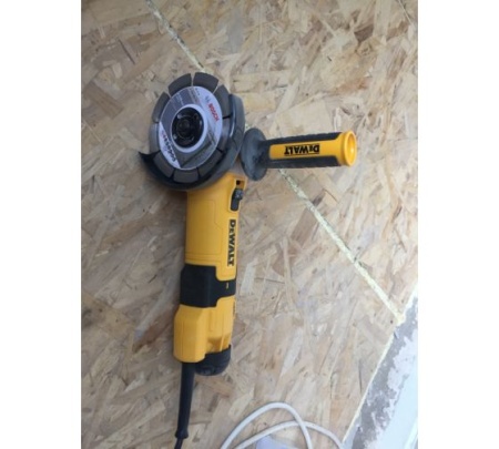  DEWALT DWE4257-KS