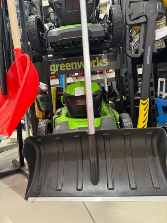 Лопата снеговая скрепер MAWIPRO 600х300мм (MW-1840), MW-1840 Лопата снеговая скрепер MAWIPRO 600х300мм (MW-1840)