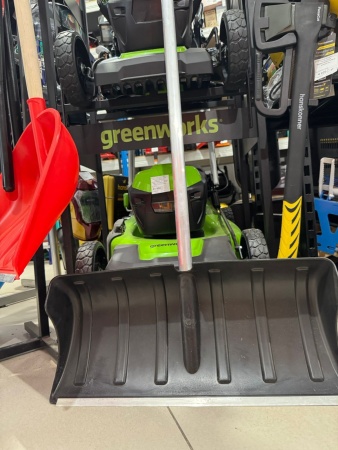 Лопата снеговая скрепер MAWIPRO 600х300мм (MW-1840), MW-1840 Лопата снеговая скрепер MAWIPRO 600х300мм (MW-1840)