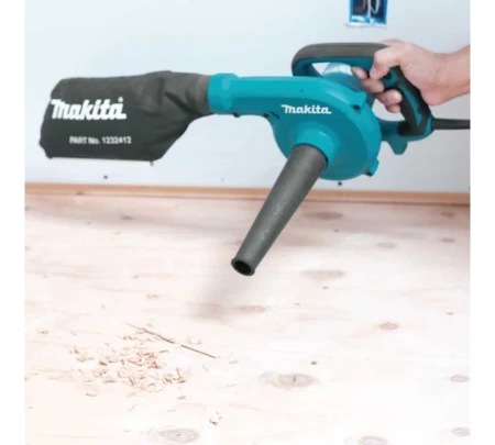 - Makita UB1103