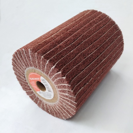 Щётка из нетканого материала с абразивом BELMASH BE240/100 (RB008A), RB008A Щётка из нетканого материала с абразивом BELMASH BE240/100 (RB008A)