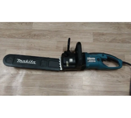    Makita UC4030K (0,5)