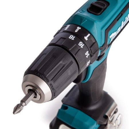   Makita HP333DWAE