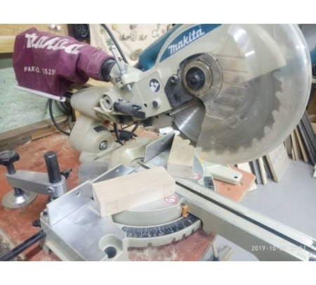 Пила торцовочная Makita LS0714, LS0714 Пила торцовочная Makita LS0714