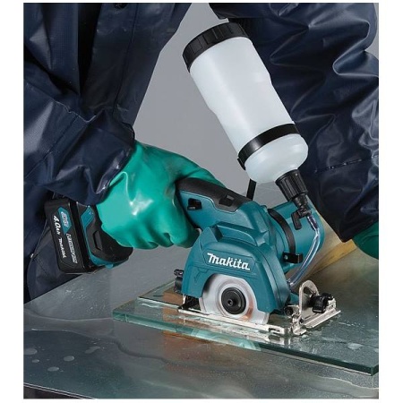    Makita CC301DZ