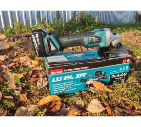   Makita DGA504Z