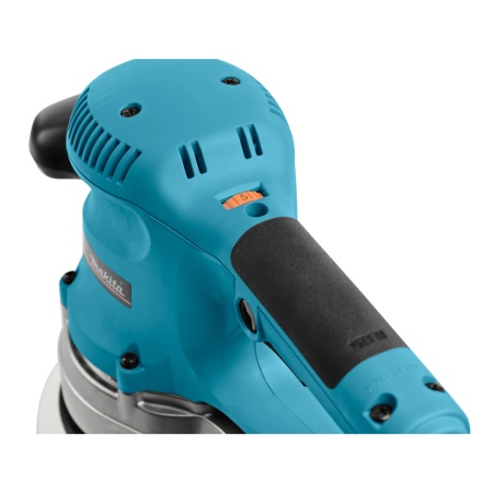 ��� Makita BO6030