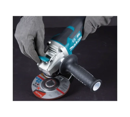   Makita DGA519Z