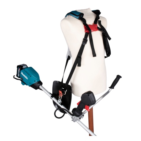 ������� �������������� Makita UR002GZ05 XGT