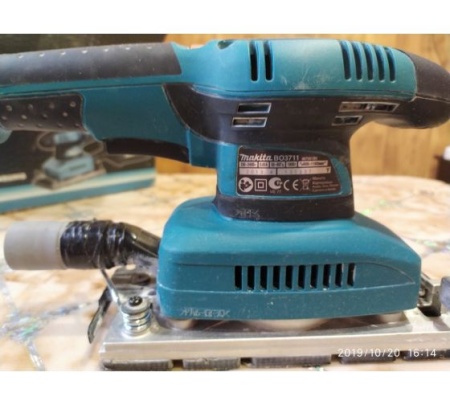  Makita 3711