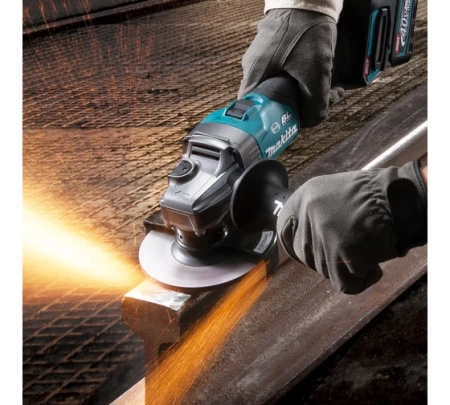   Makita GA029GZ (XGT)