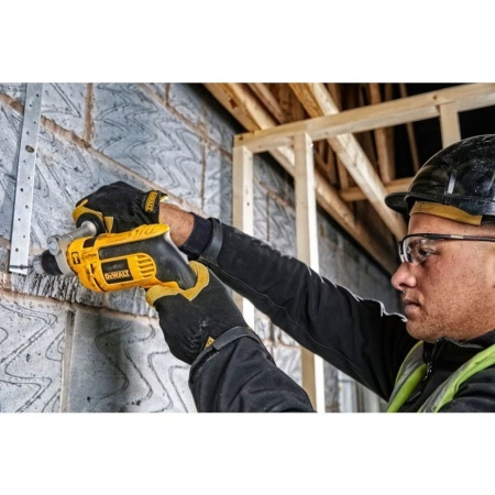   DEWALT DWD024-QS