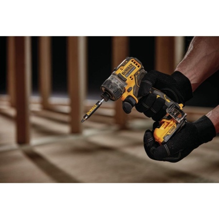  DEWALT DCF601D2-QW